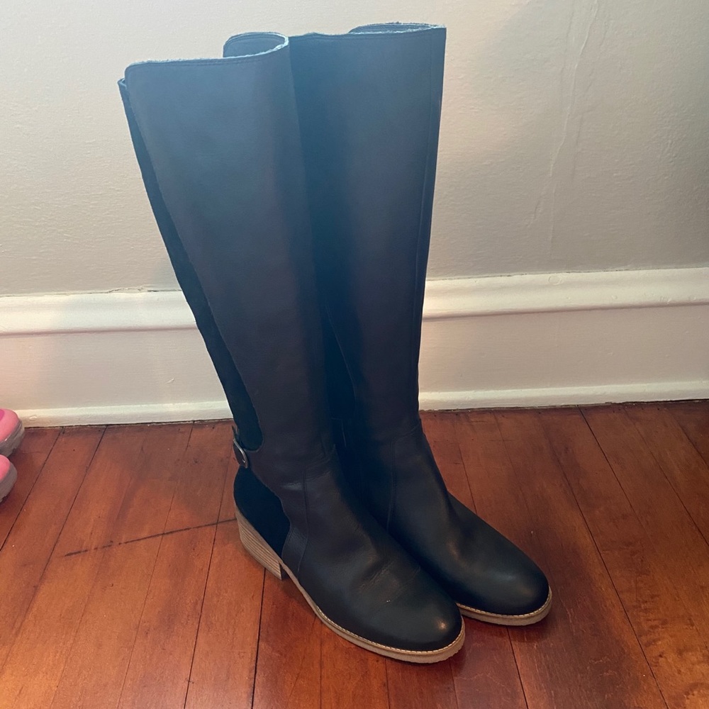lucky brand knee high boots- style is timinii